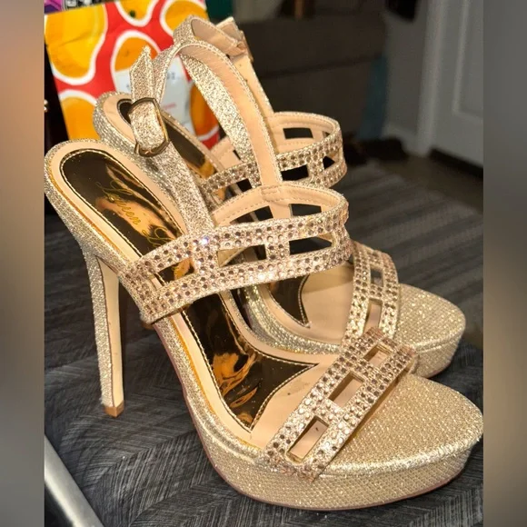 New Never worn Bedazzled heels. - Picture 2 of 3